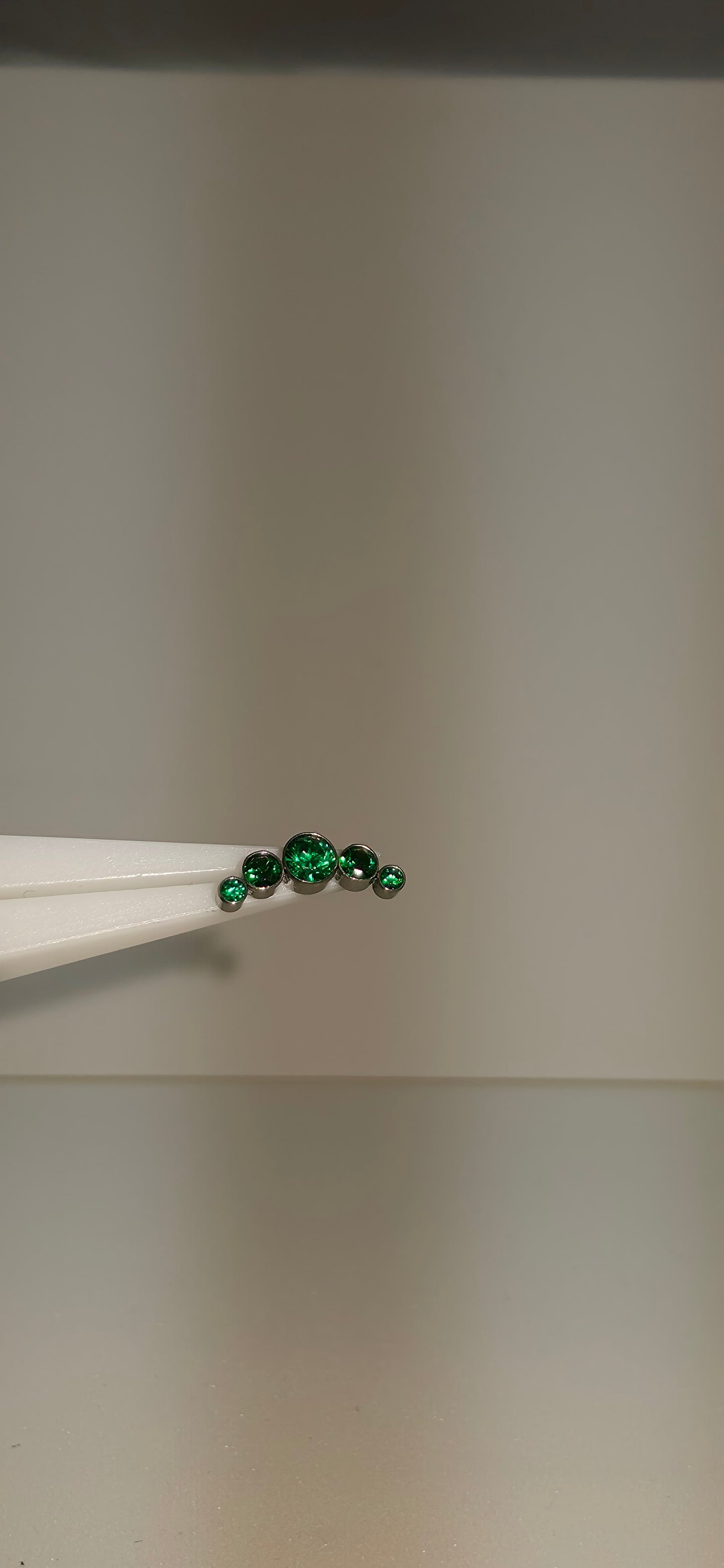 Prium cristales zirconia