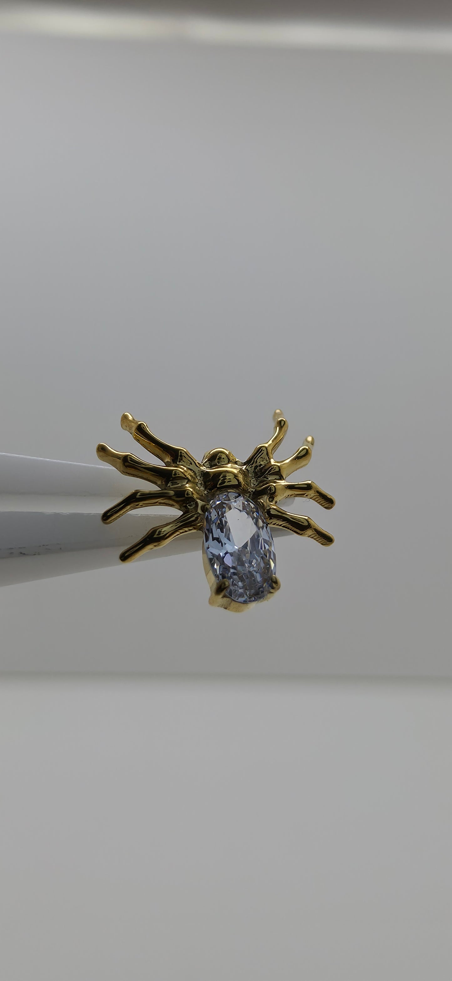 Piercing Labret Titanio figura Tarántula