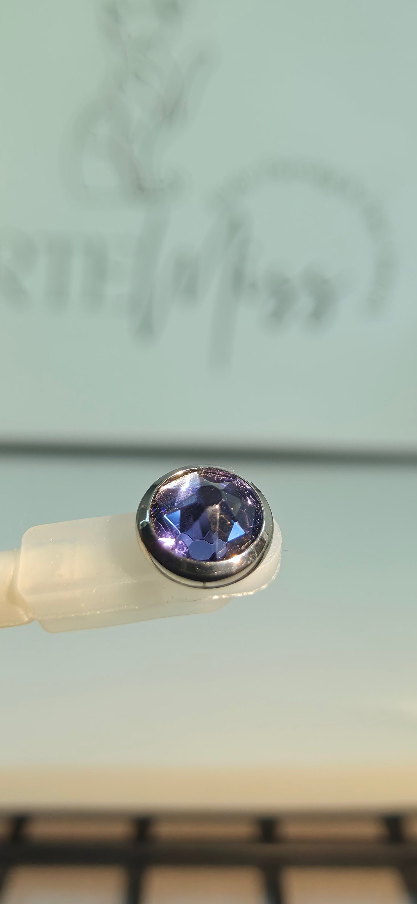 Top de Titanio con zirconia varios colores