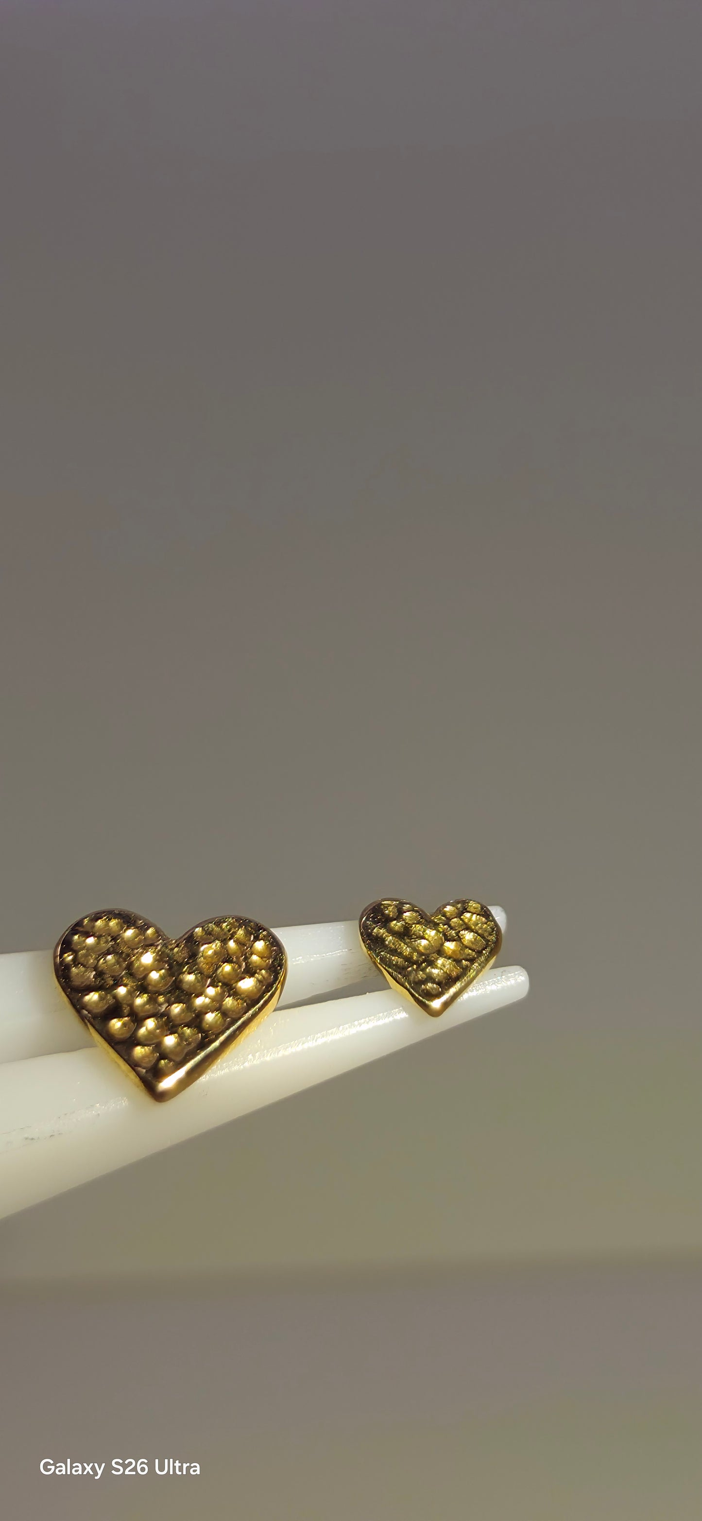 Corazon martillado en oro de 14k chico o grande