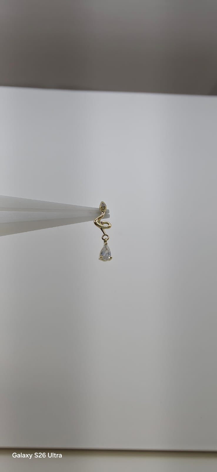 Serpiente con colgante en oro solido de 14k