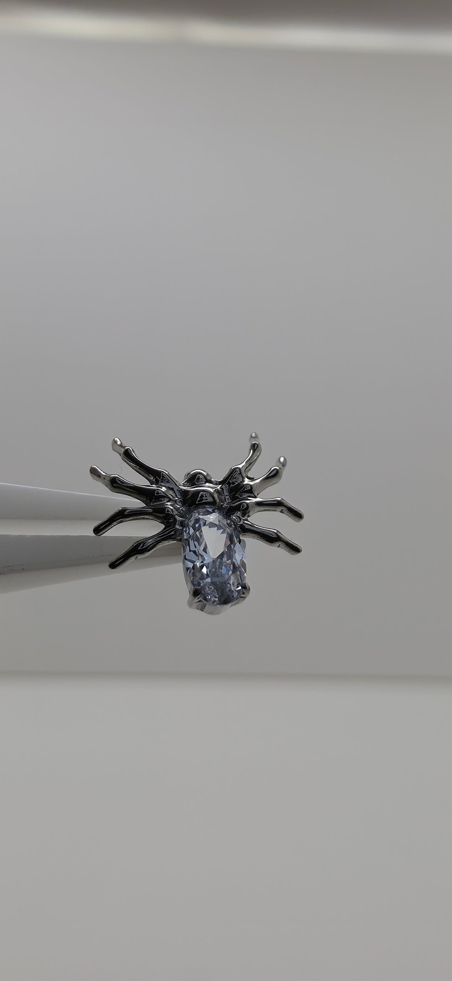 Piercing Labret Titanio figura Tarántula