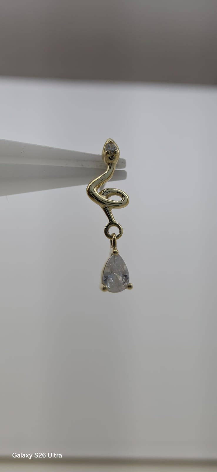 Serpiente con colgante en oro solido de 14k