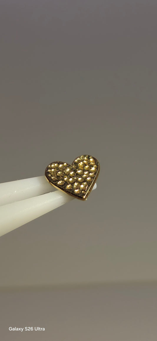 Corazon martillado en oro de 14k chico o grande