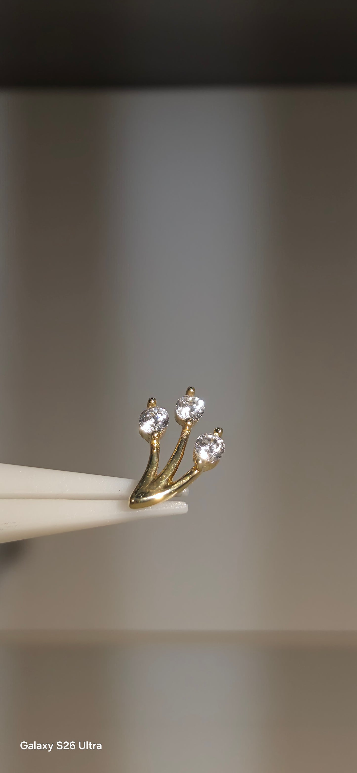 Flor triple cristal Swarovski en oro 14k
