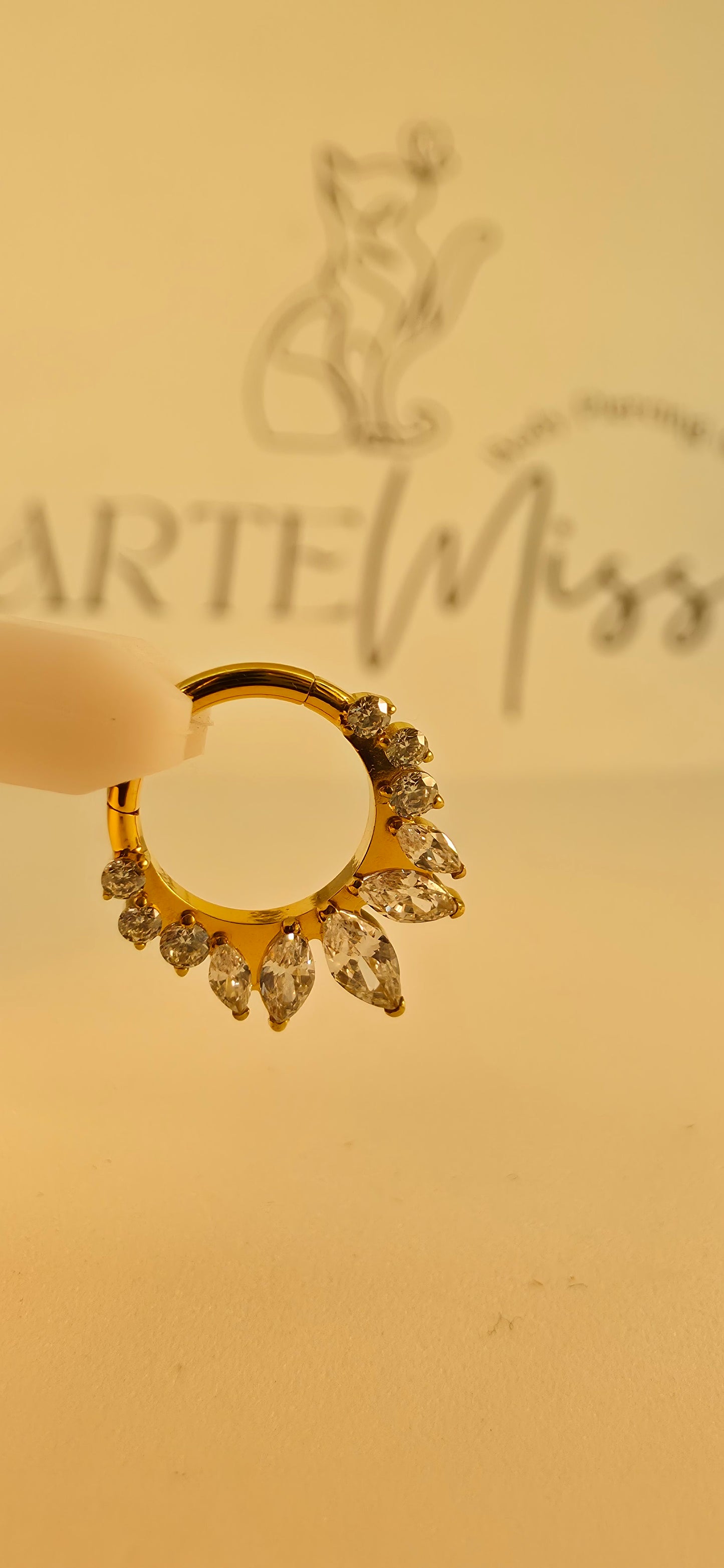 Clicker de Titanio con incrustaciones de zirconia