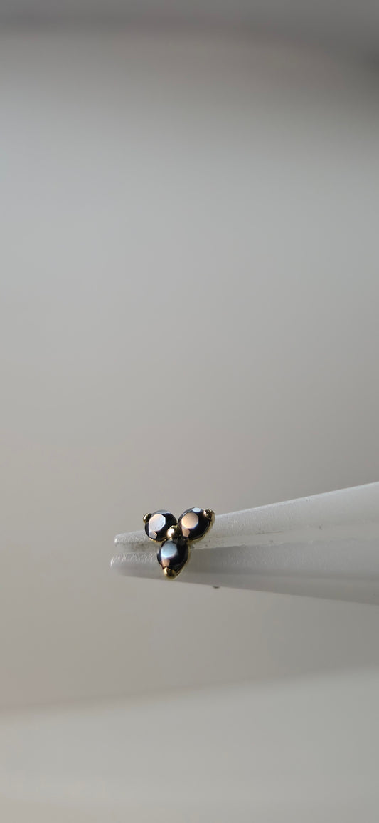 Trinity en oro 18k  con cristales Swarovski en color negro