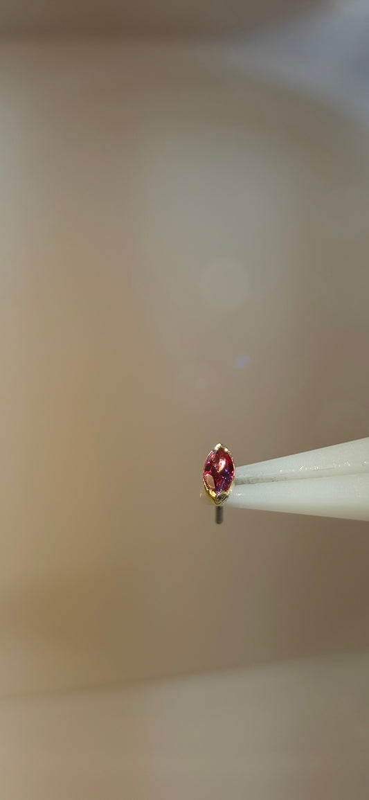 Marquise en oro de 18k con cristal Swarovski color Rosa