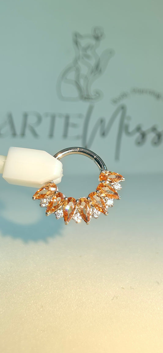 Clicker de Titanio con incrustaciones de zirconia champagne