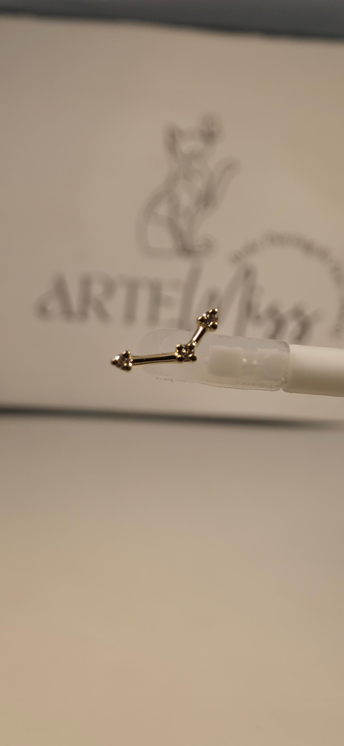 Astera 3 mini Diamantes en oro de 14k
