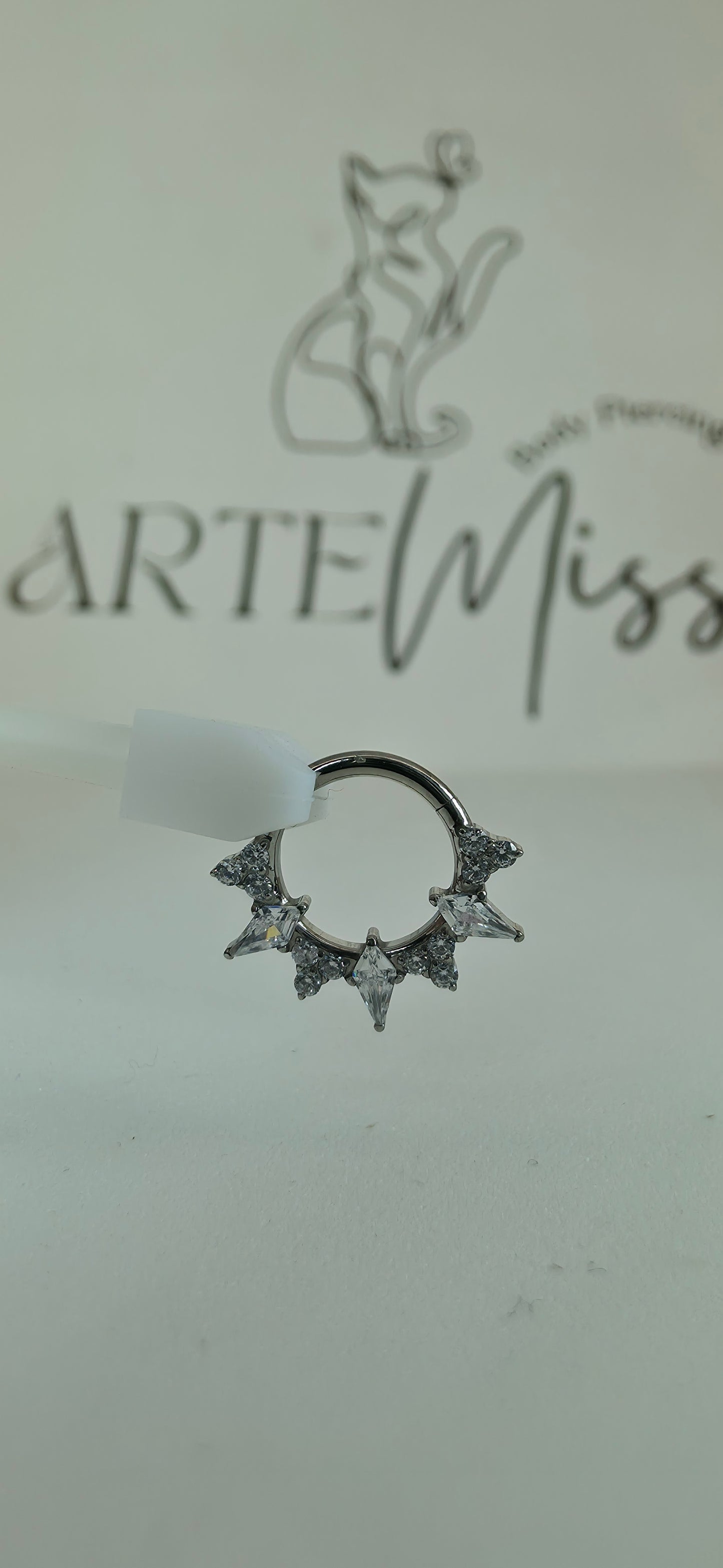 Clicker de Titanio con incrustaciones de zirconia